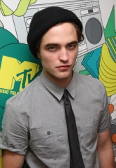 Robert Pattinson Profile Photo