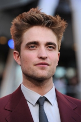Robert Pattinson Profile Photo