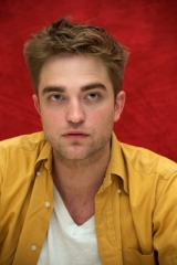 Robert Pattinson Profile Photo