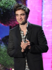 Robert Pattinson Profile Photo