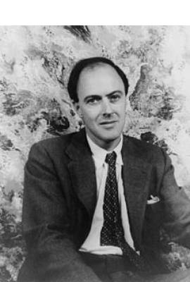 Roald Dahl Profile Photo
