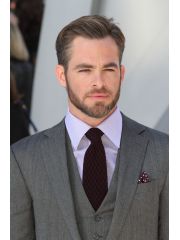 Chris Pine Profile Photo