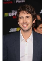 Josh Groban Profile Photo
