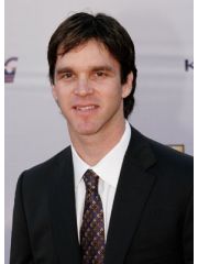 Luc Robitaille Profile Photo