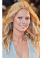 Toni Garrn Profile Photo